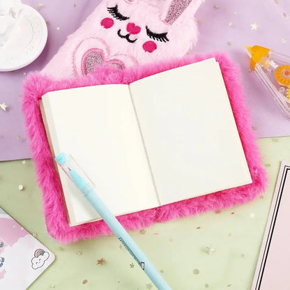 Cuadernos de peluche kawaii